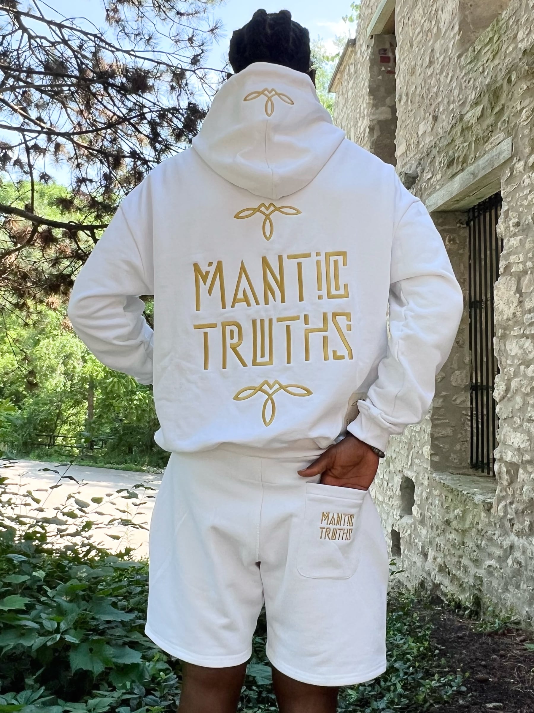Alternative view of ELITE LUXE SHORTS - GOLD SERIES WHITE EDITION